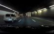 VIDEO: a truck carrying gravel overturns inside a tunnel